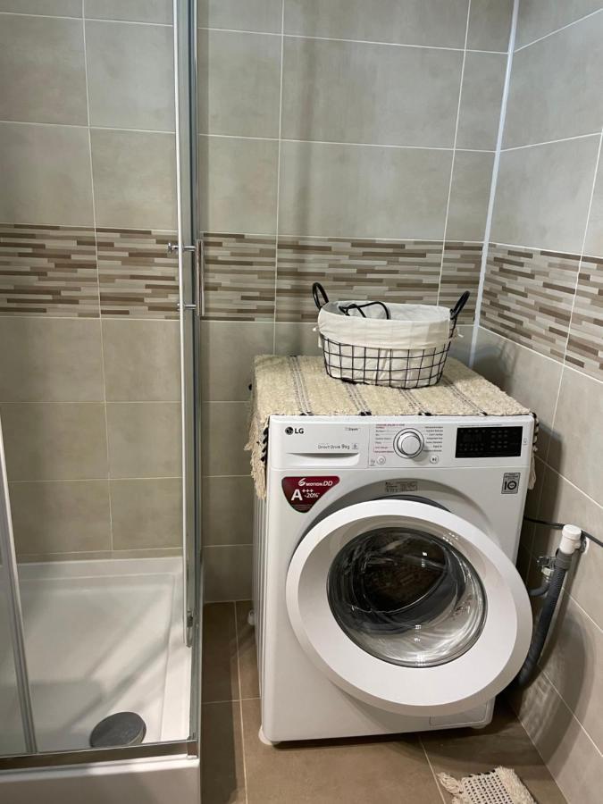 Apartament Spatios In Nagyvárad Kültér fotó